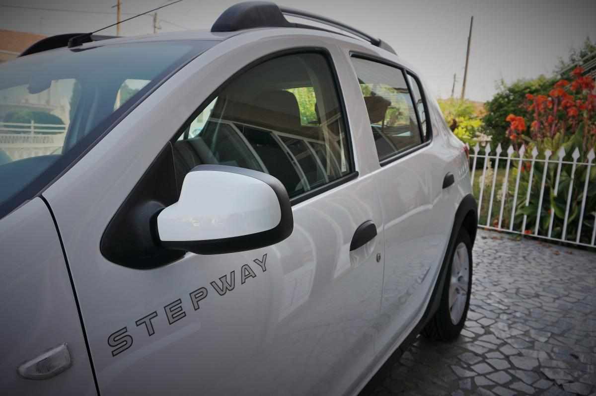 dacia-sandero-0-9-tce-2015-gasolina-900cc