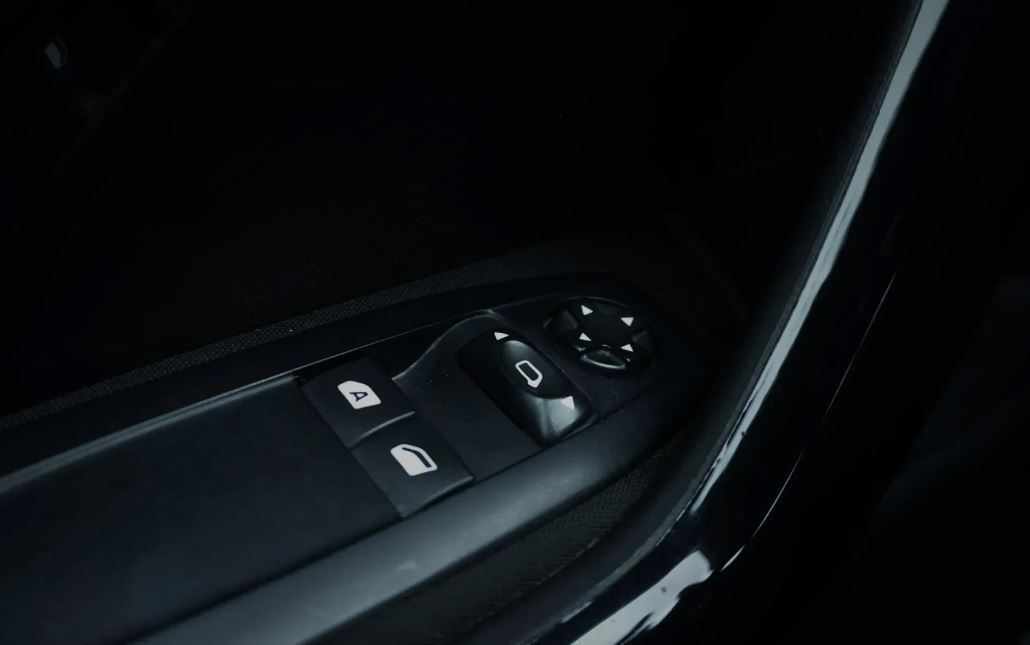 peugeot-208-2016-diesel-1560cc