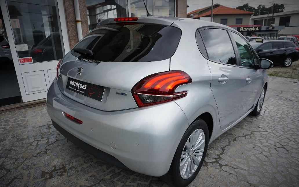peugeot-208-2016-diesel-1560cc