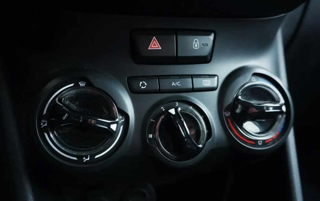 peugeot-208-2016-diesel-1560cc