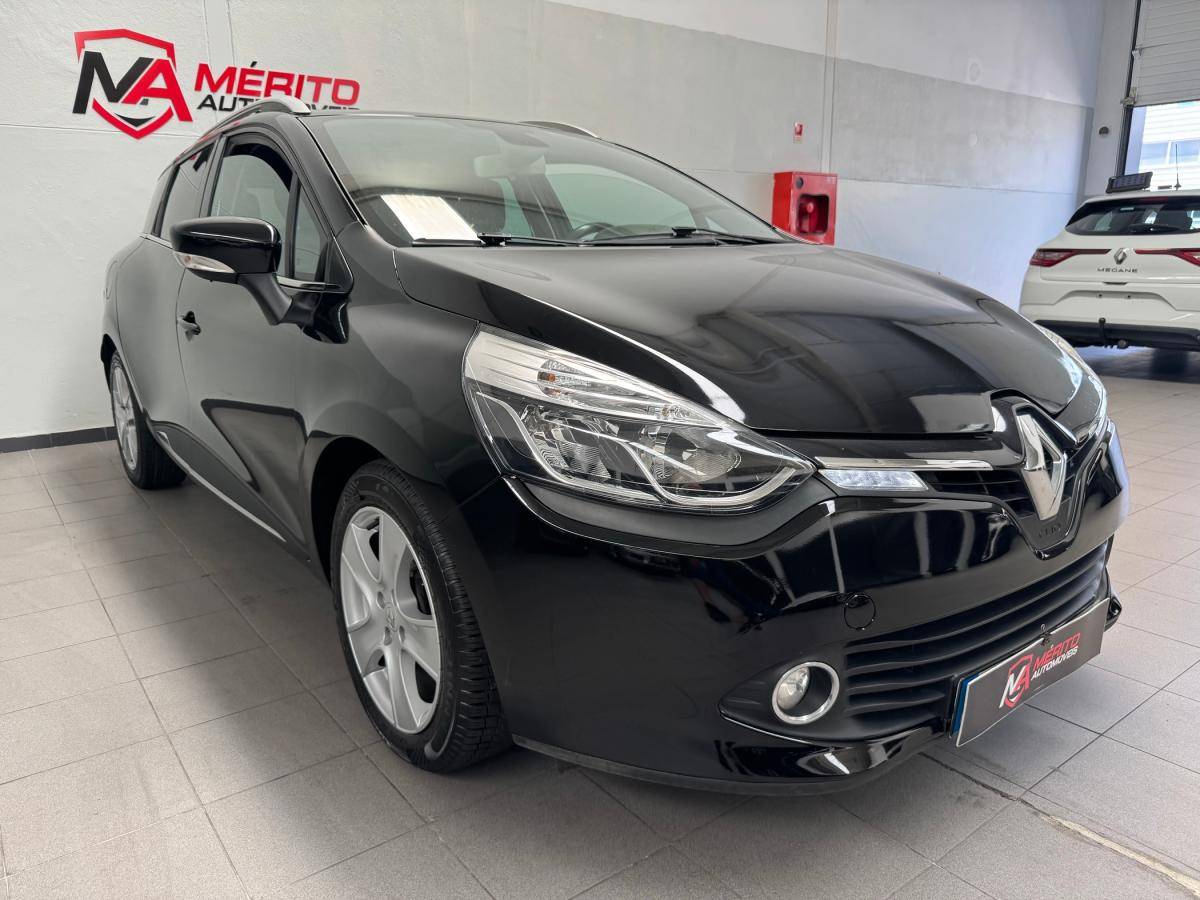 renault-clio-sport-tourer-2014-diesel-1461cc