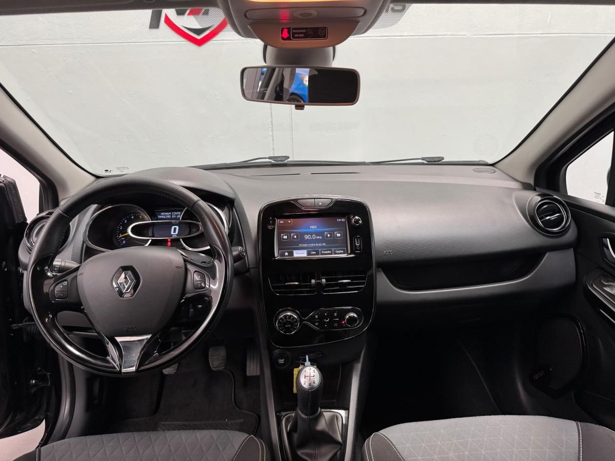 renault-clio-sport-tourer-2014-diesel-1461cc