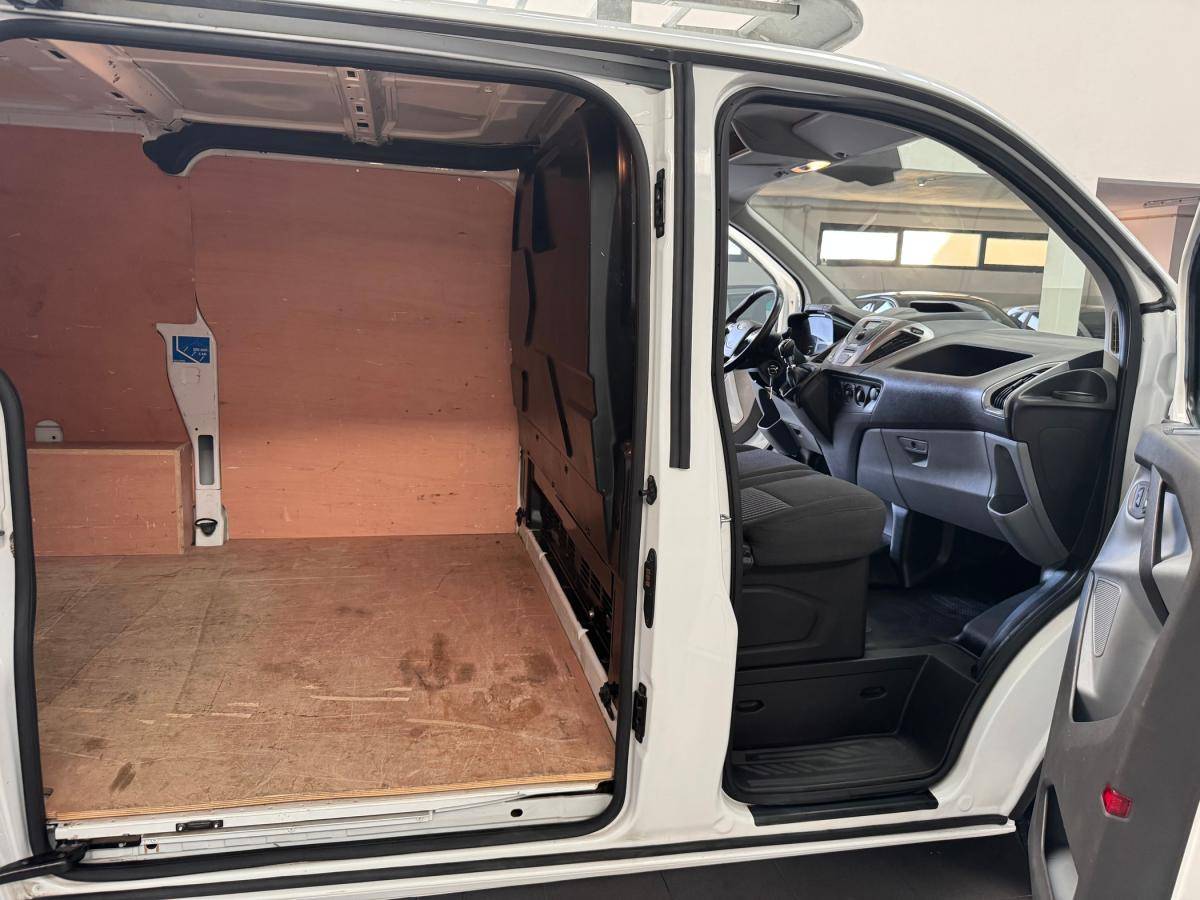 ford-transit-custom-2016-diesel-2198cc