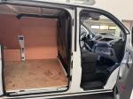 ford-transit-custom-2016-diesel-2198cc