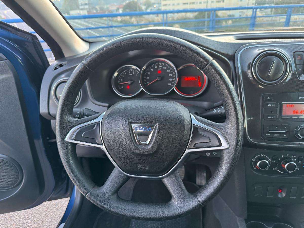 dacia-sandero-2018-gasolina-999cc
