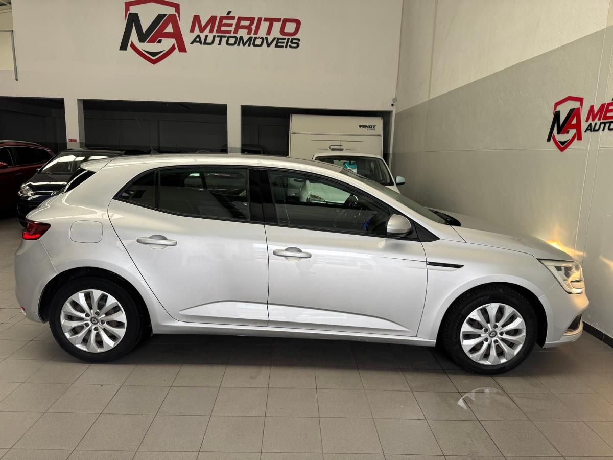 renault-megane-2016-gasolina-1197cc