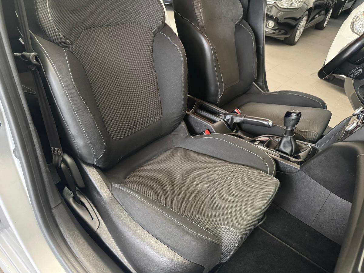 renault-megane-2016-gasolina-1197cc