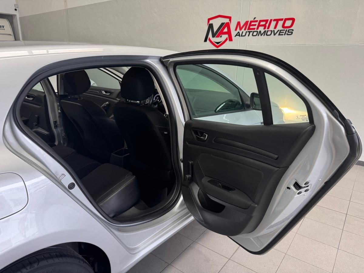 renault-megane-2016-gasolina-1197cc