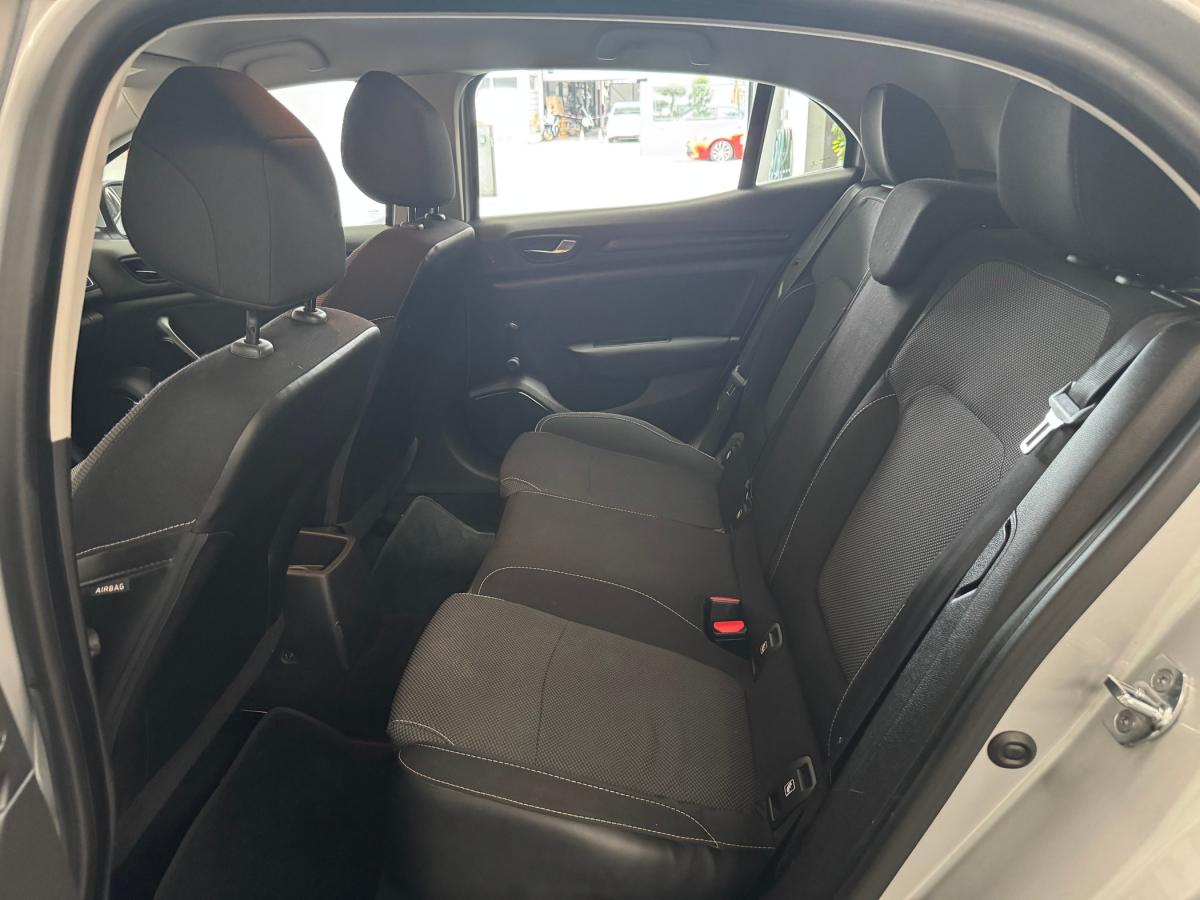 renault-megane-2016-gasolina-1197cc