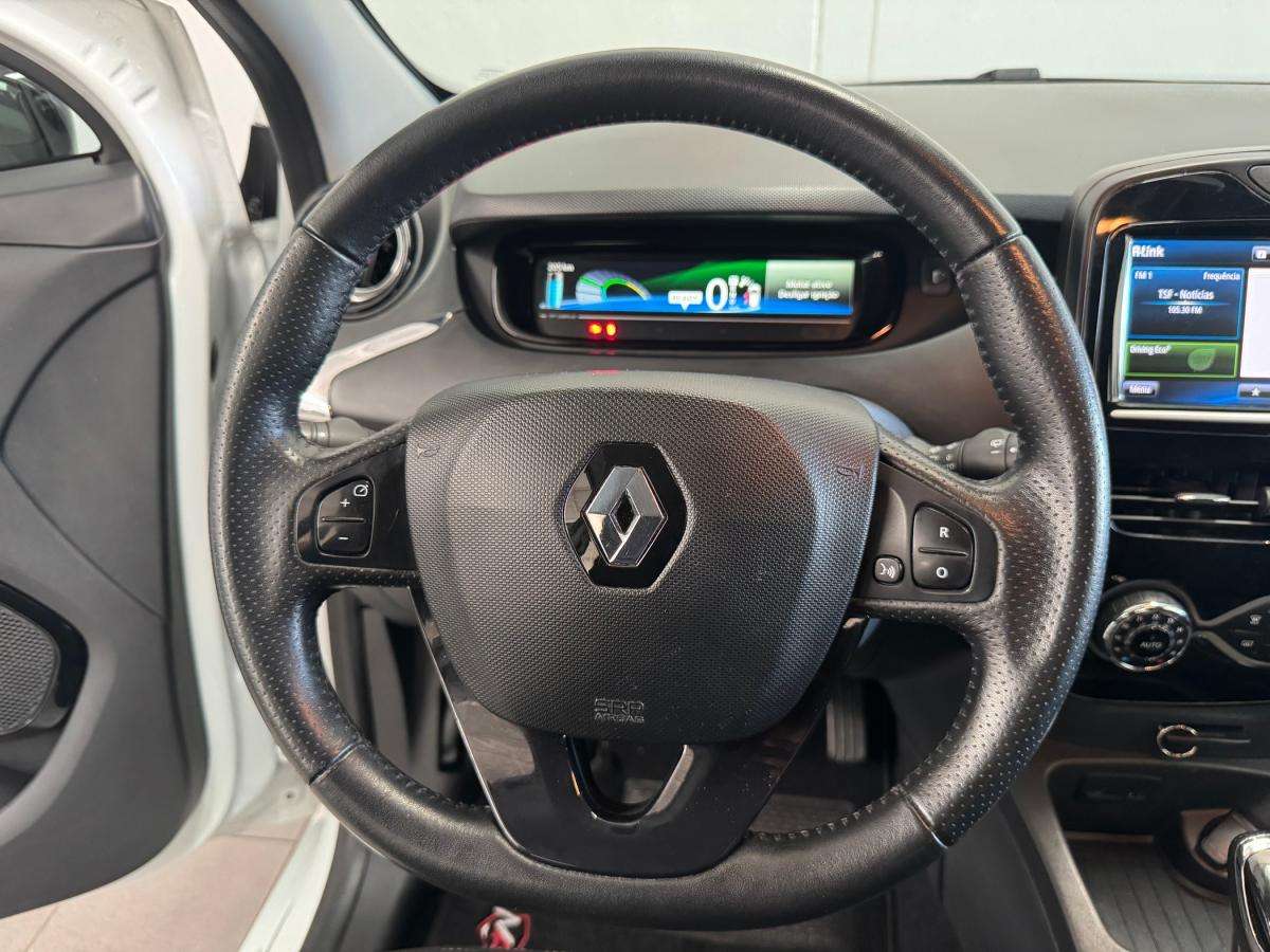 renault-zoe-2018-eletrico-0cc