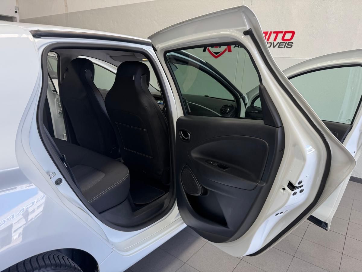 renault-zoe-2018-eletrico-0cc