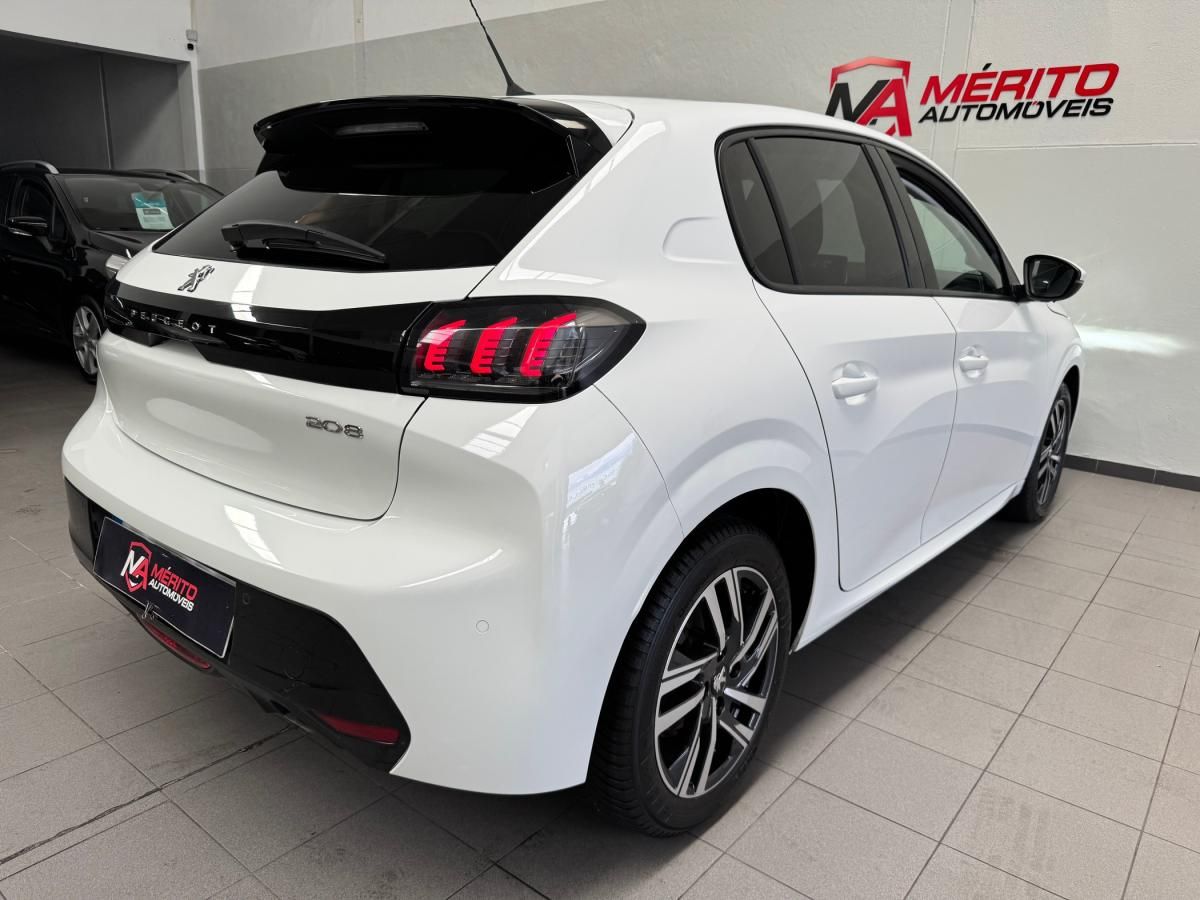 peugeot-208-2021-gasolina-1199cc