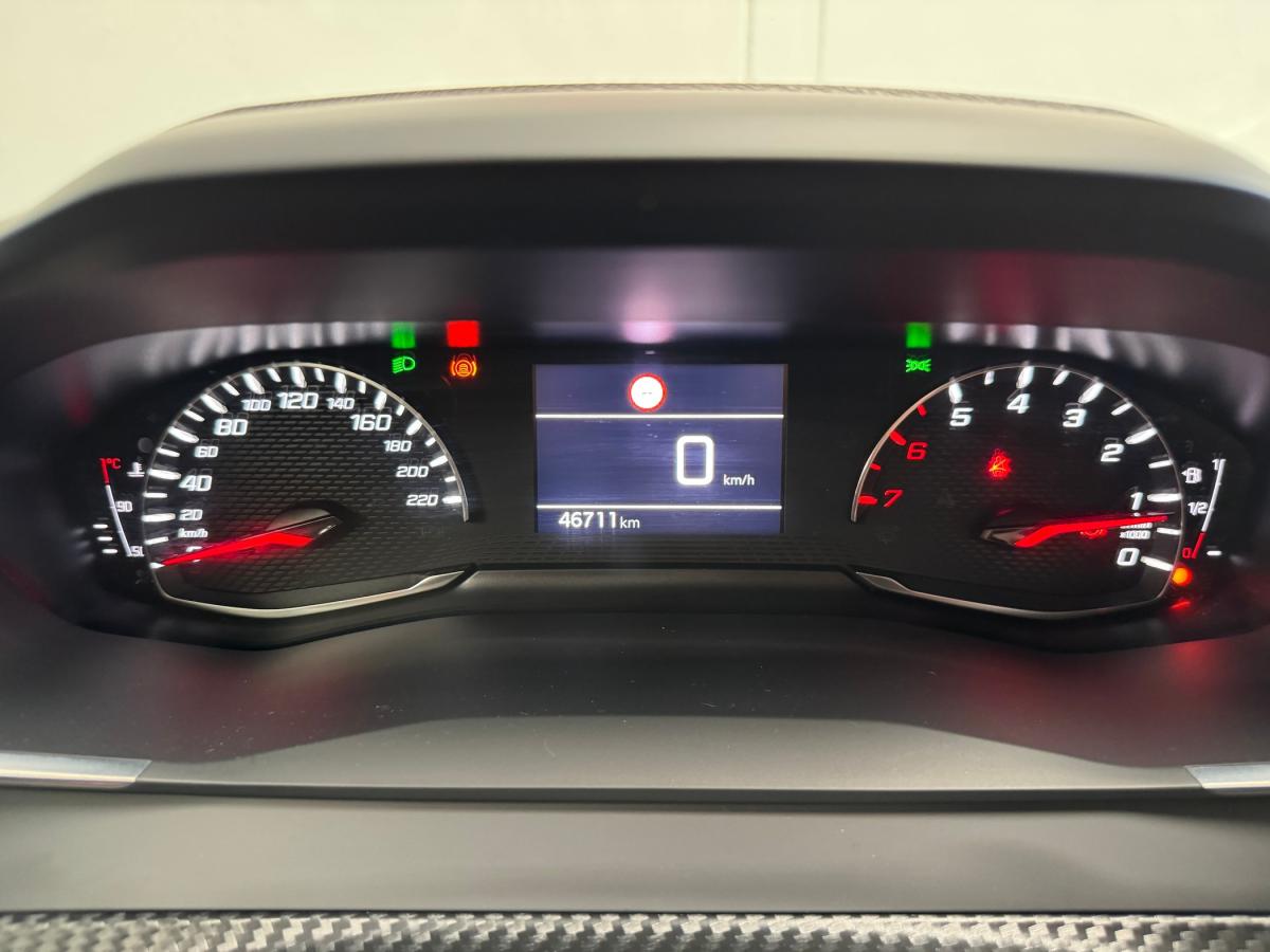 peugeot-208-2021-gasolina-1199cc