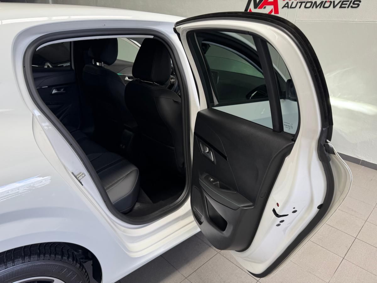 peugeot-208-2021-gasolina-1199cc