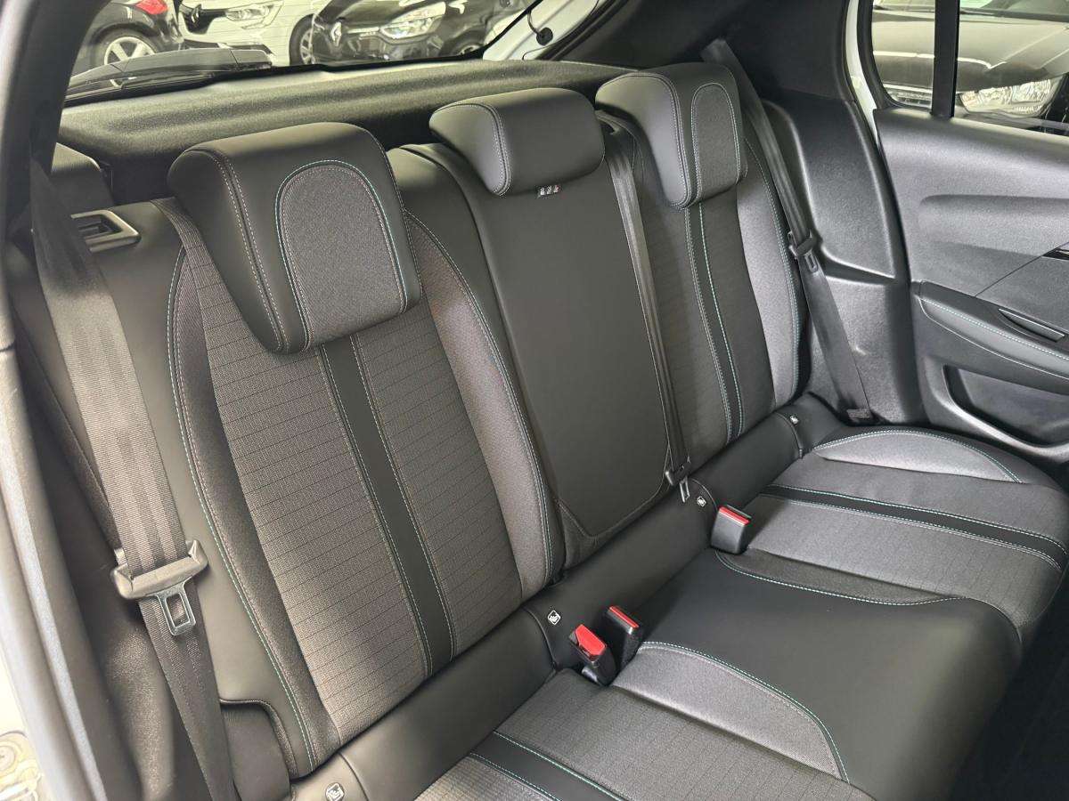 peugeot-208-2021-gasolina-1199cc