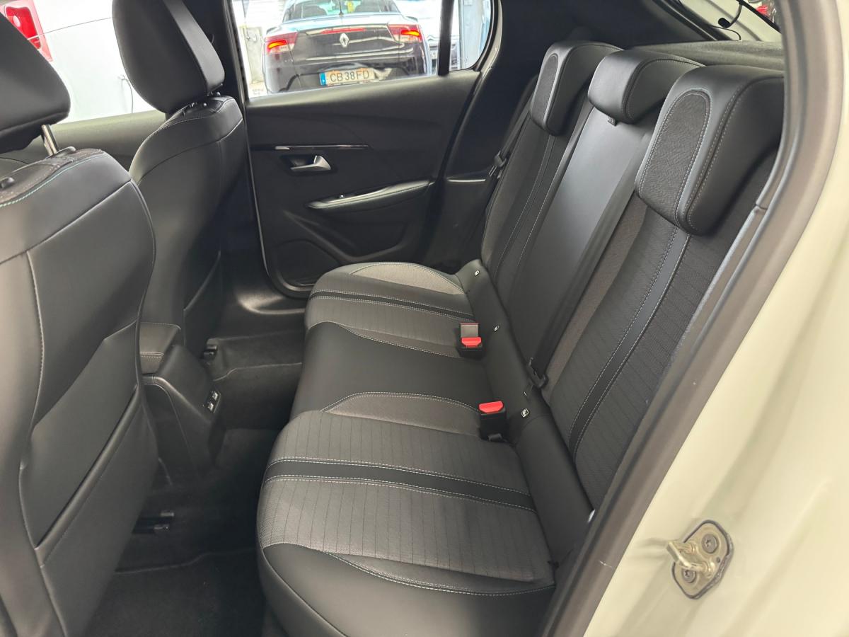 peugeot-208-2021-gasolina-1199cc
