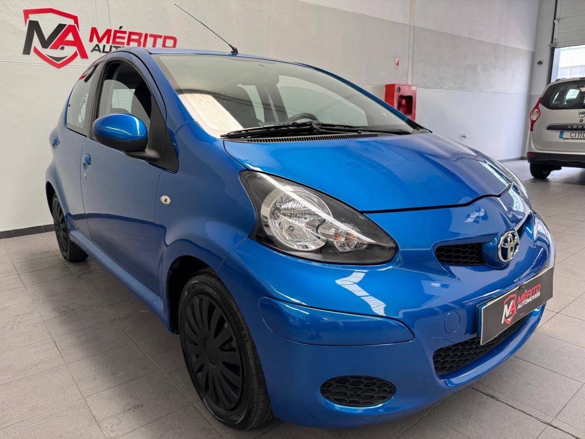 toyota-aygo-2011-gasolina-998cc
