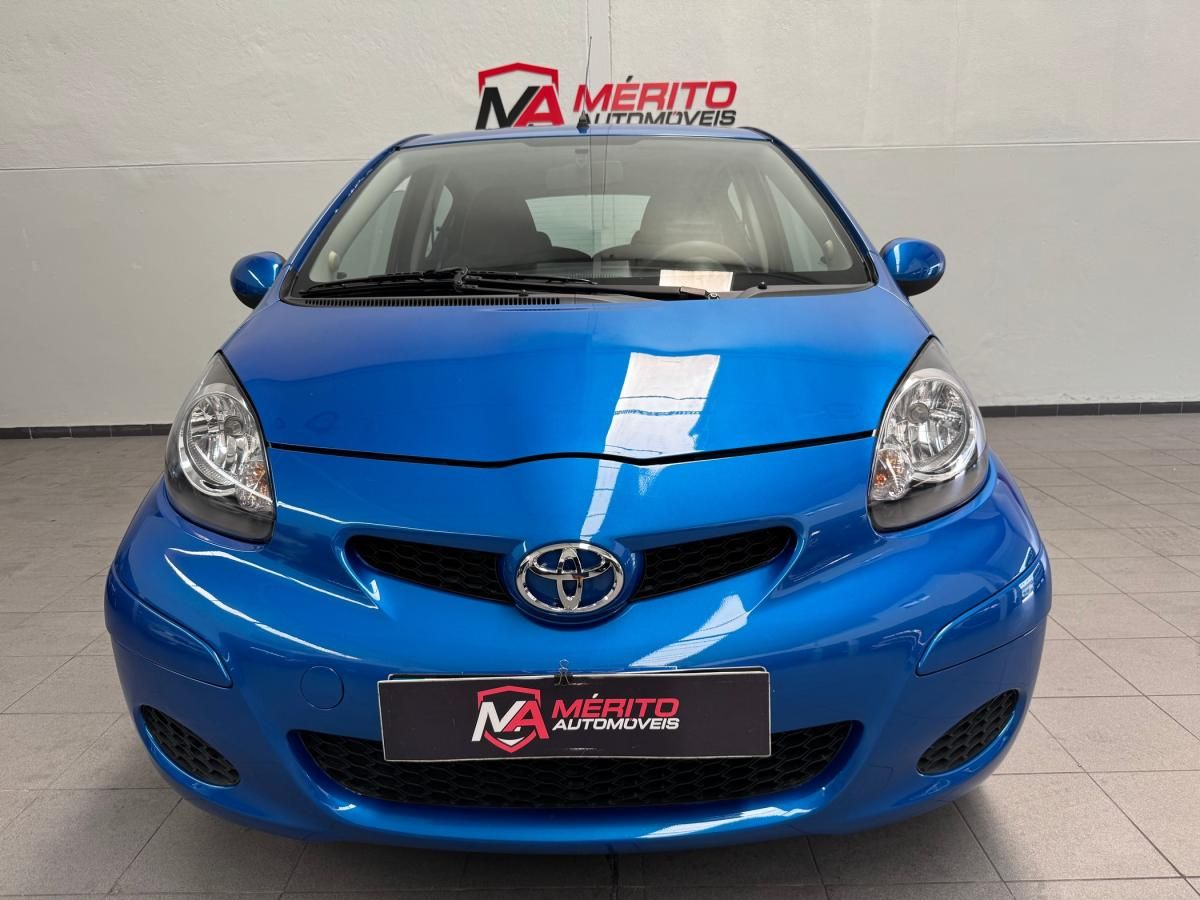 toyota-aygo-2011-gasolina-998cc