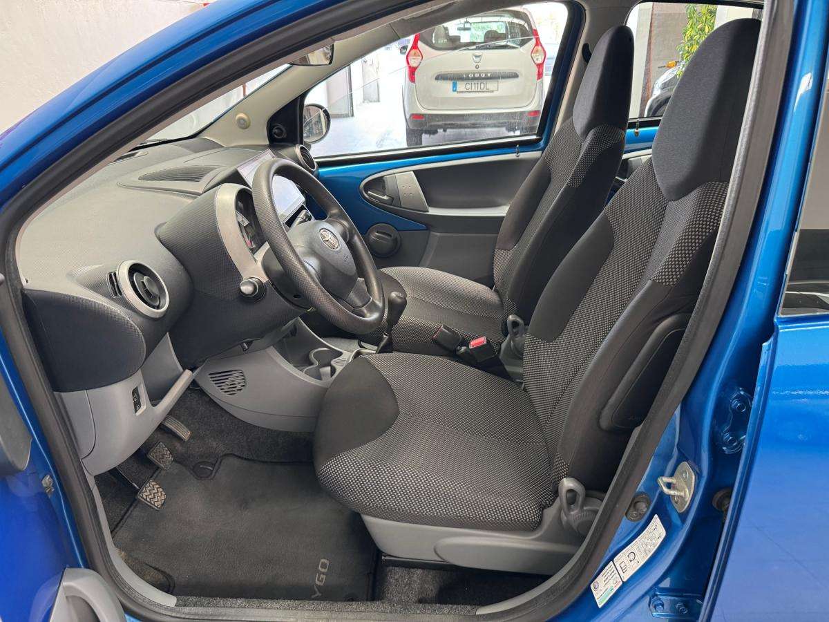 toyota-aygo-2011-gasolina-998cc
