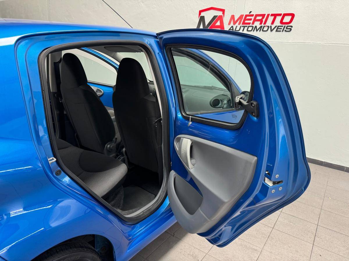toyota-aygo-2011-gasolina-998cc