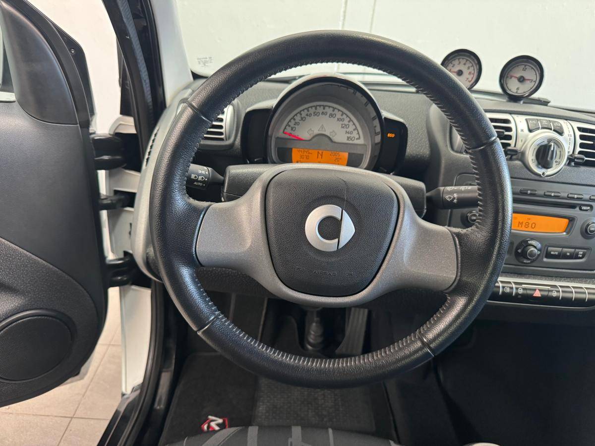smart-fortwo-2010-gasolina-999cc