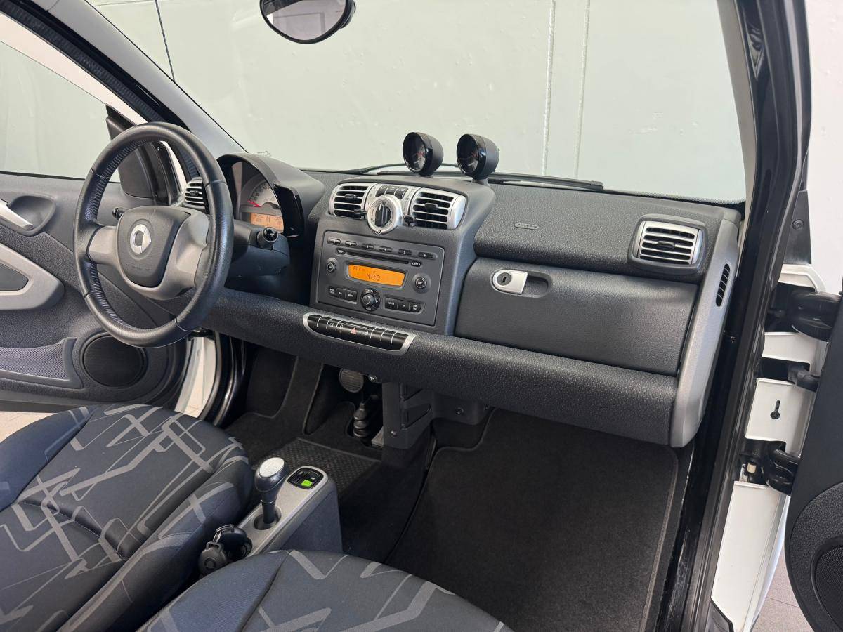 smart-fortwo-2010-gasolina-999cc