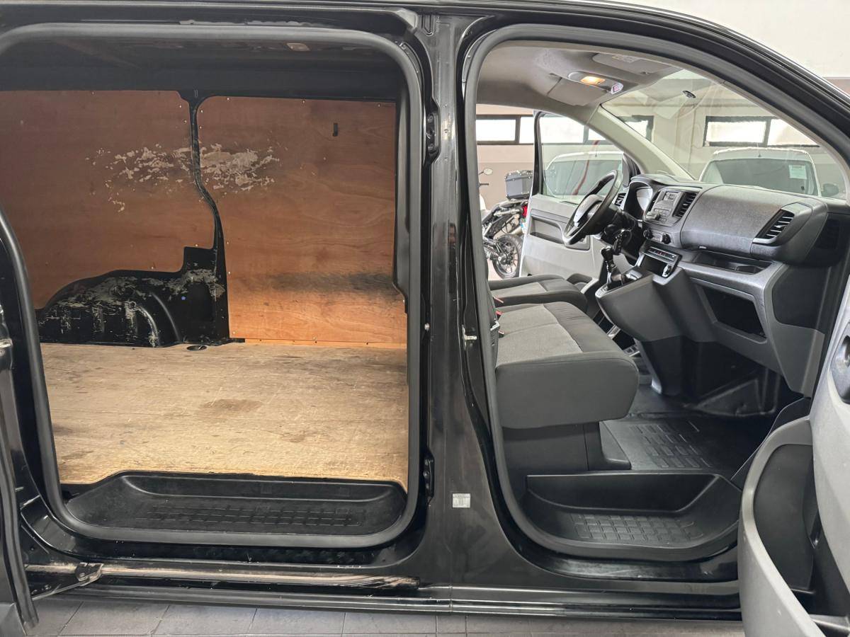 citroen-jumpy-2017-diesel-1560cc