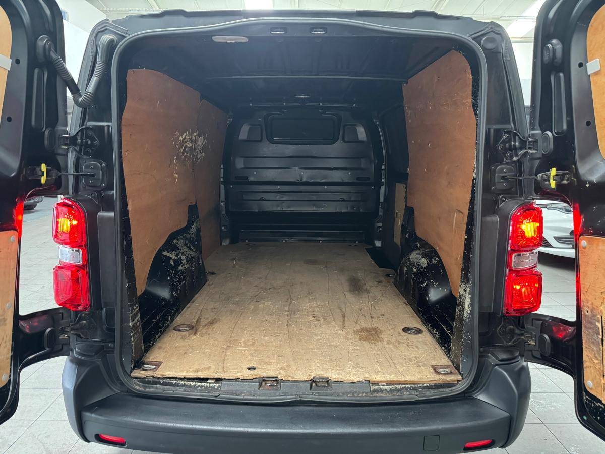 citroen-jumpy-2017-diesel-1560cc
