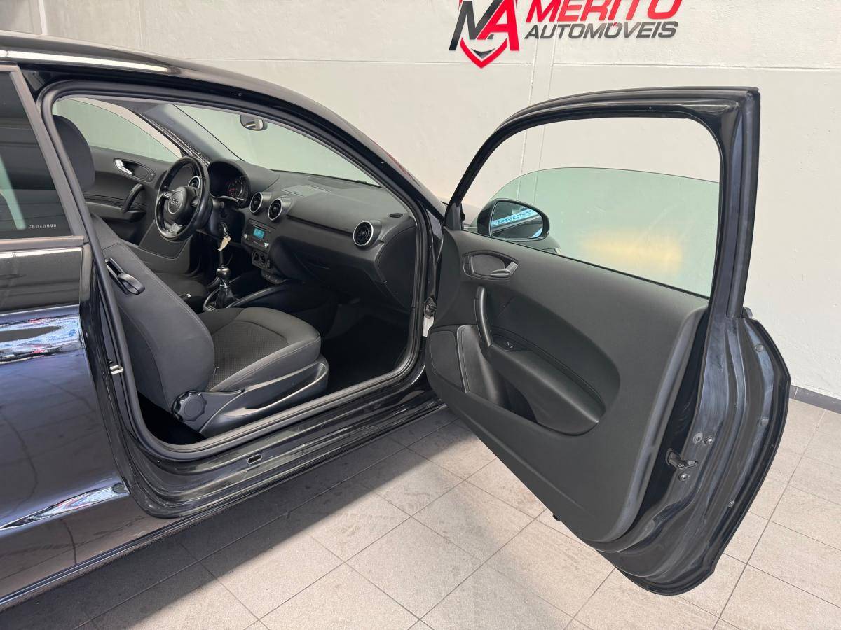 audi-a1-2011-gasolina-1197cc