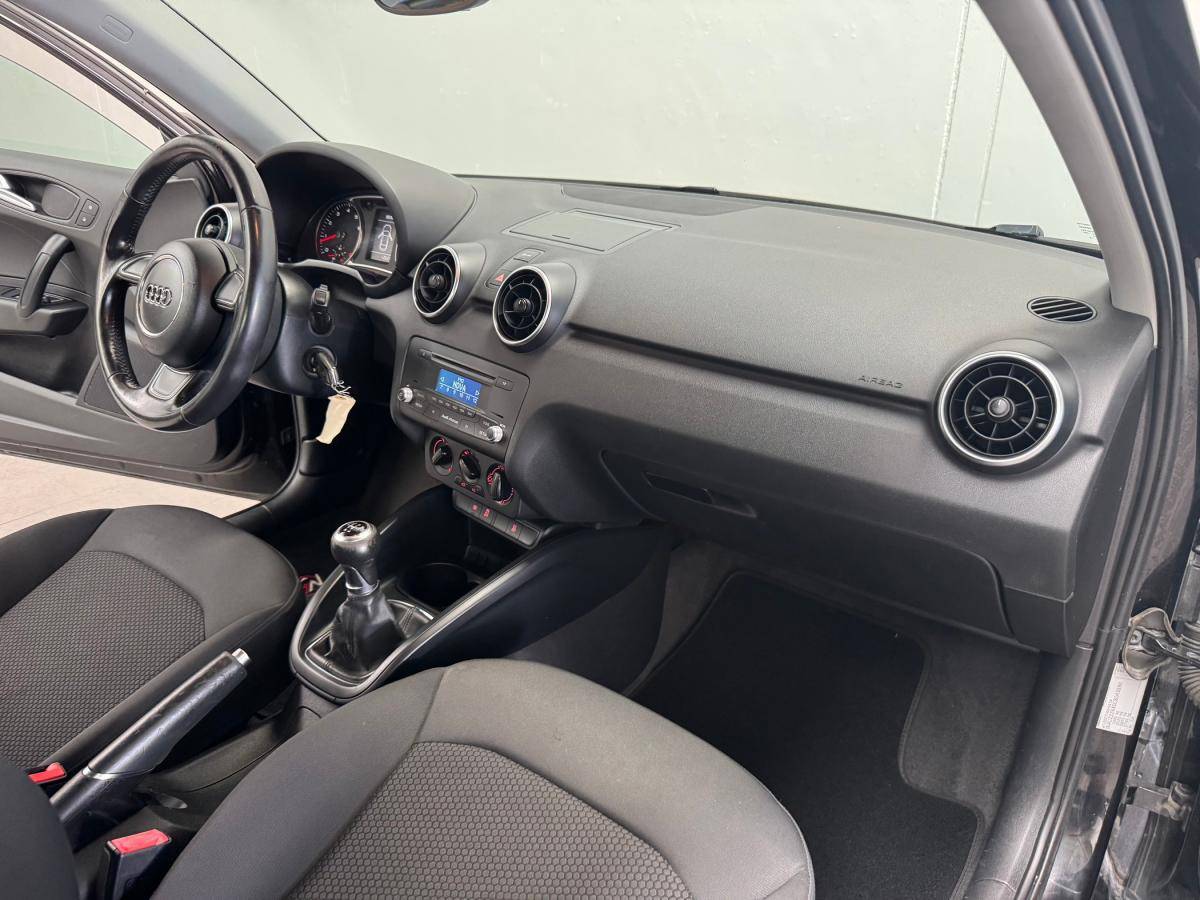 audi-a1-2011-gasolina-1197cc