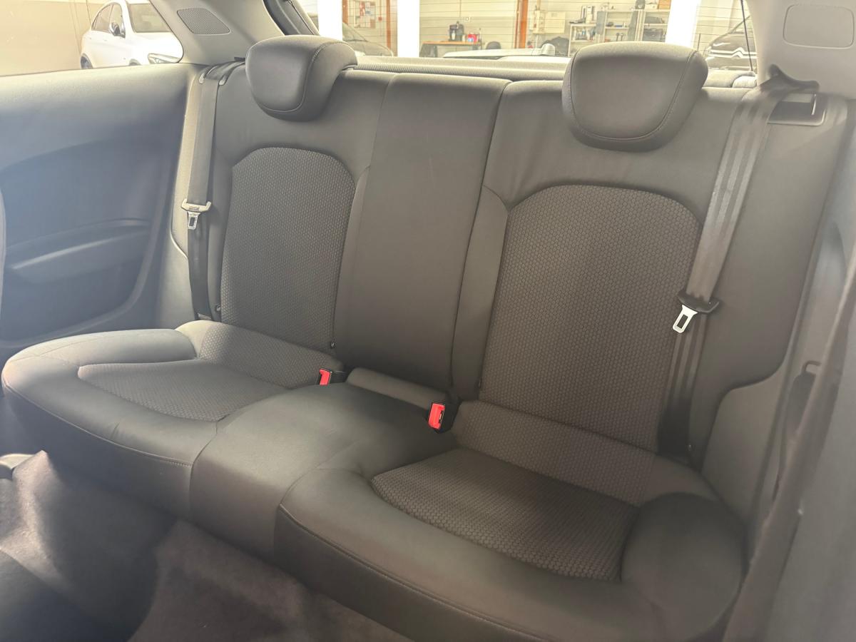 audi-a1-2011-gasolina-1197cc