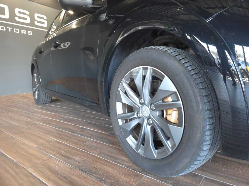 peugeot-208-2021-eletrico-500cc