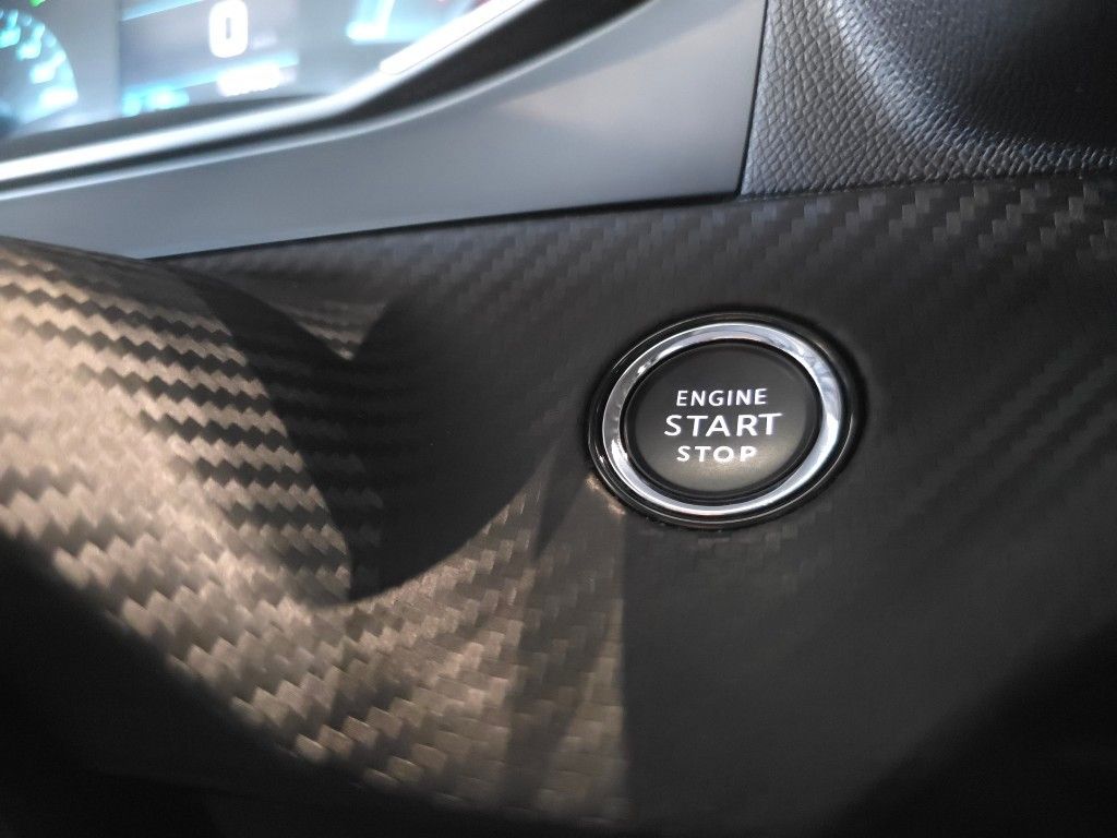 peugeot-208-2021-eletrico-500cc