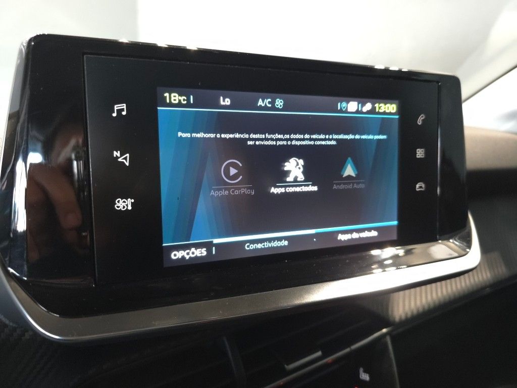 peugeot-208-2021-eletrico-500cc