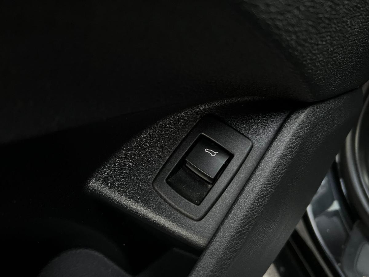 bmw-x1-2018-diesel-1496cc