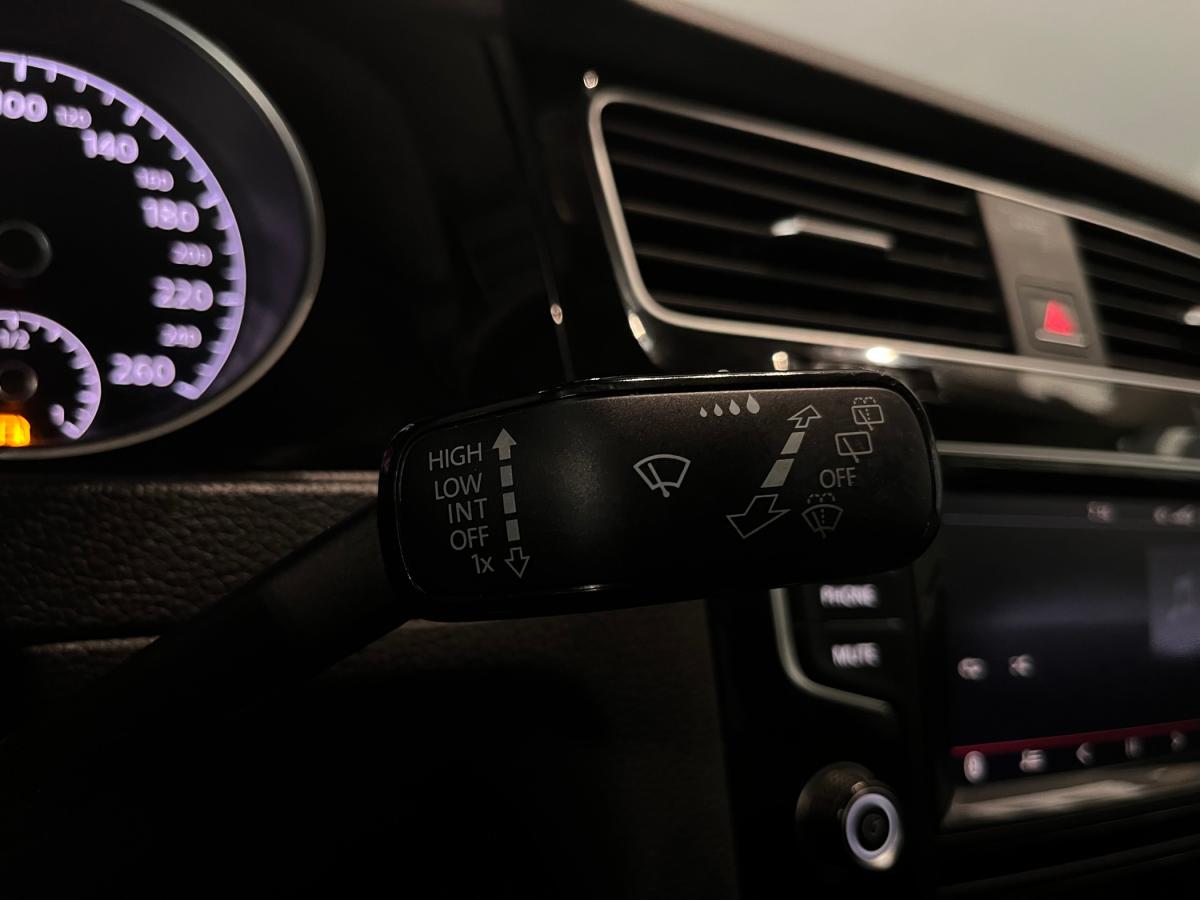 volkswagen-golf-2015-diesel-1598cc