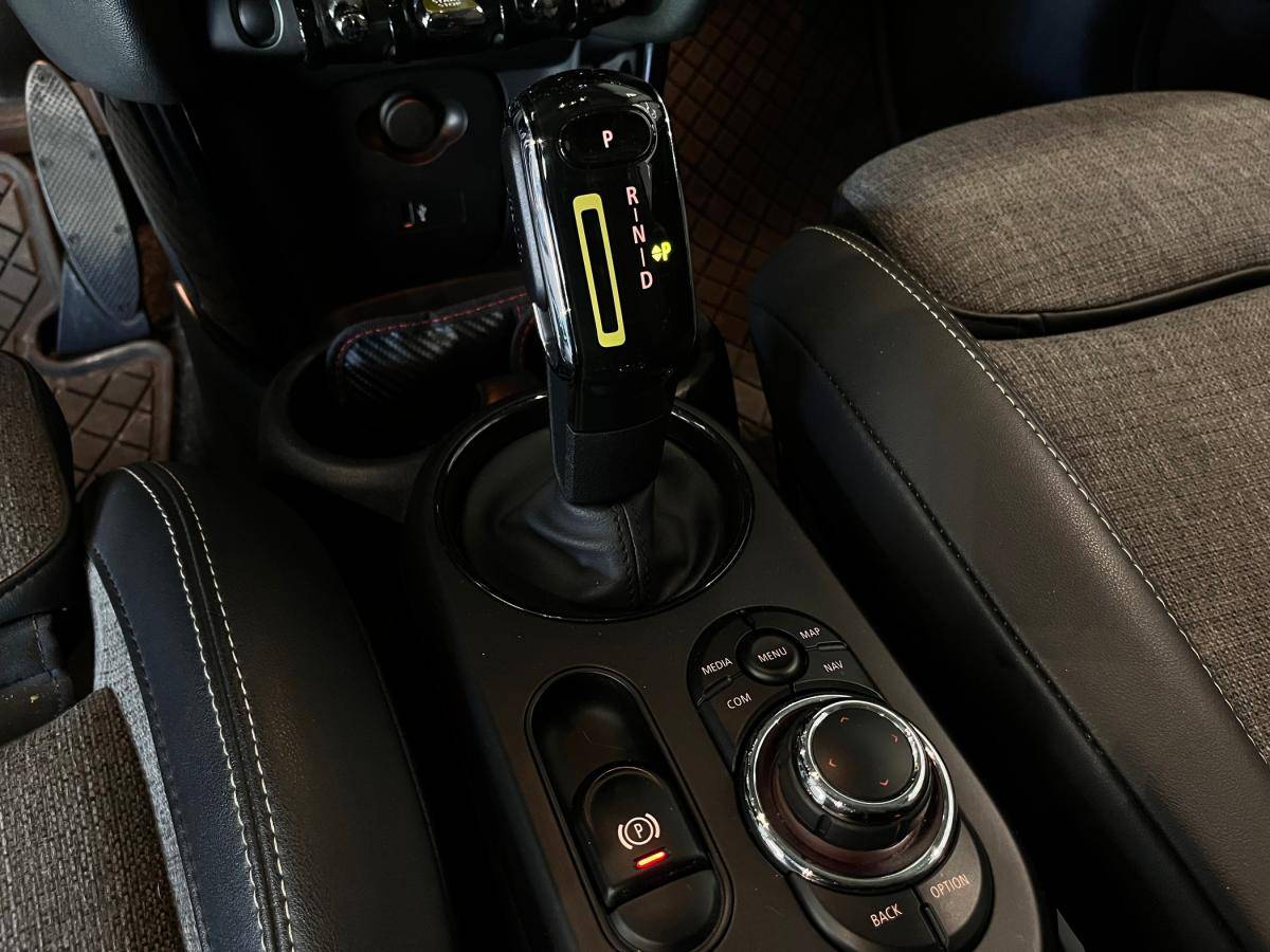 mini-cooper-2022-eletrico-500cc