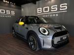 mini-cooper-2022-eletrico-500cc