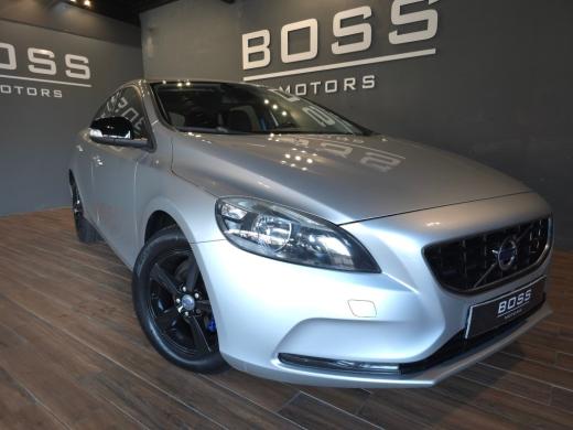 volvo-v40-2013-diesel-1560cc