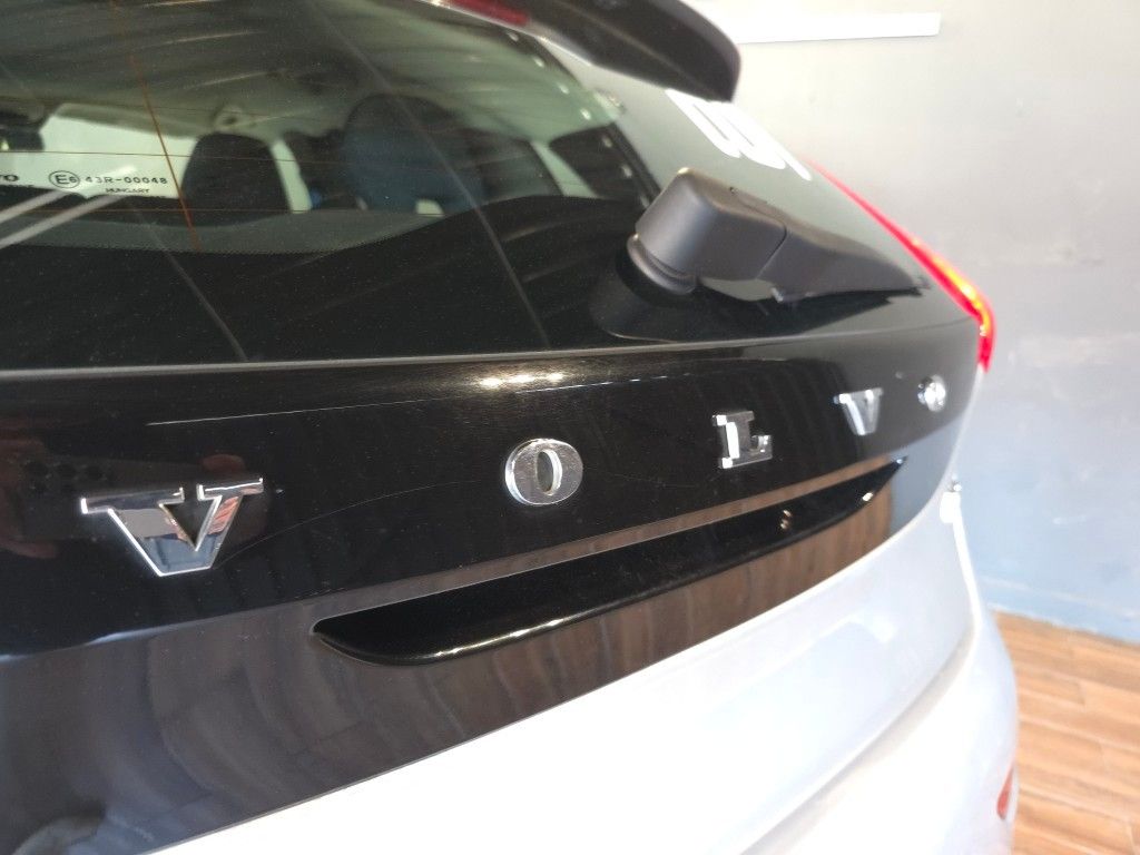 volvo-v40-2013-diesel-1560cc