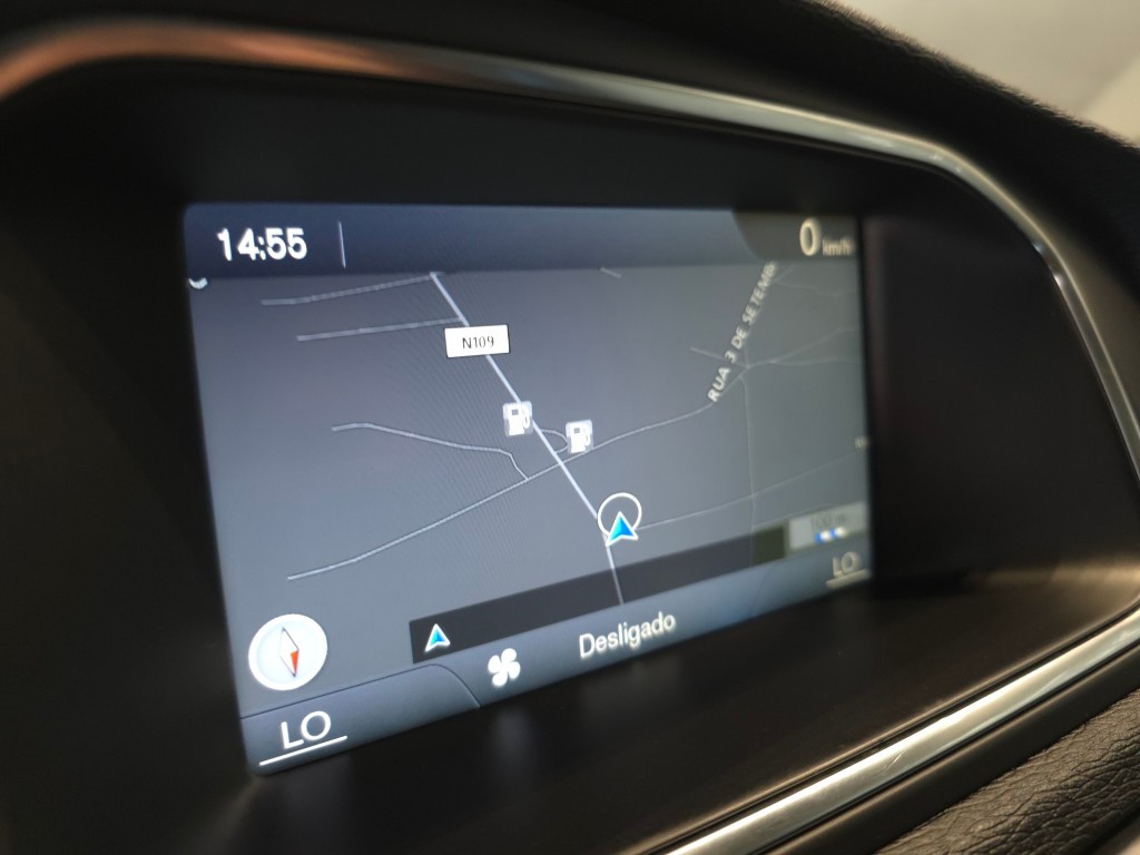 volvo-v40-2013-diesel-1560cc