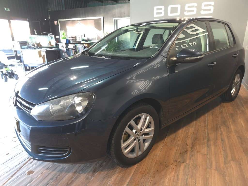 volkswagen-golf-2011-diesel-1598cc