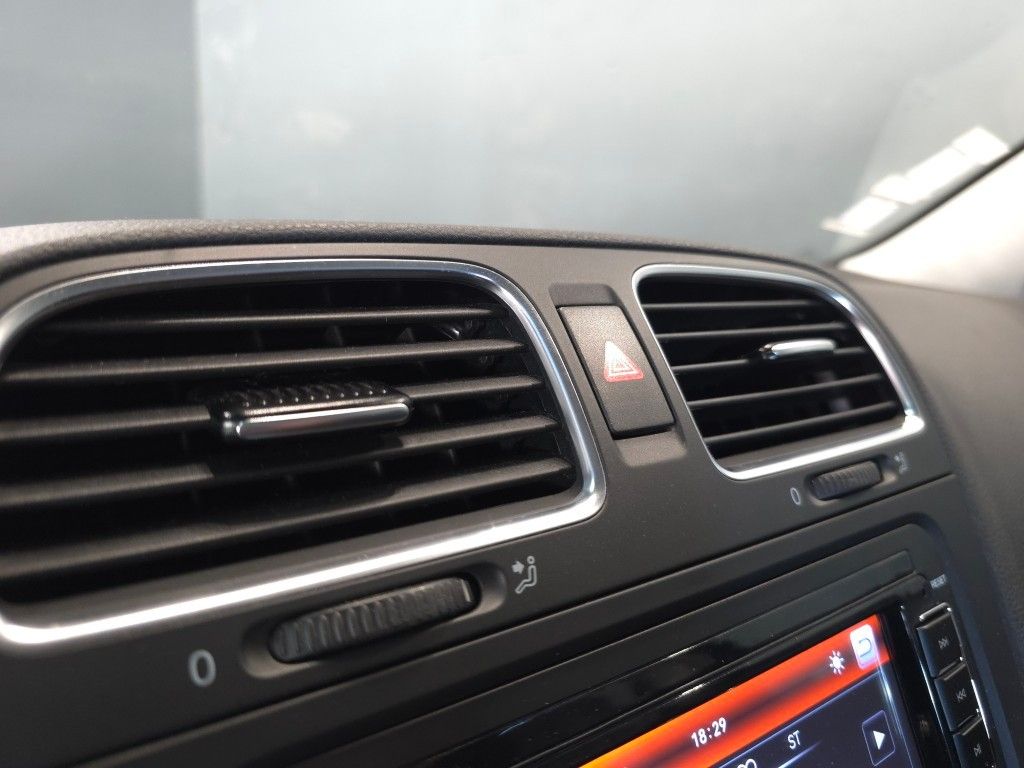 volkswagen-golf-2011-diesel-1598cc