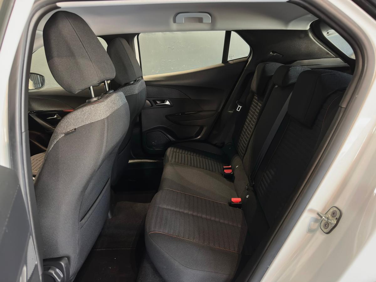 peugeot-2008-2021-diesel-1499cc