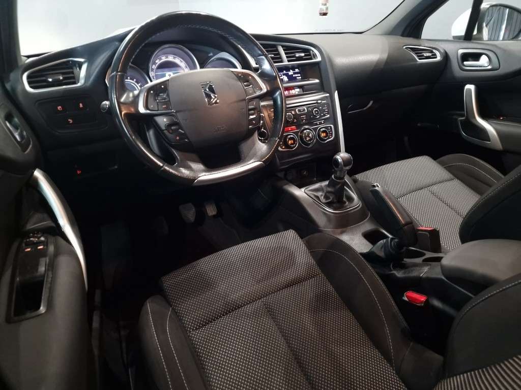 citroen-ds4-2014-diesel-1560cc
