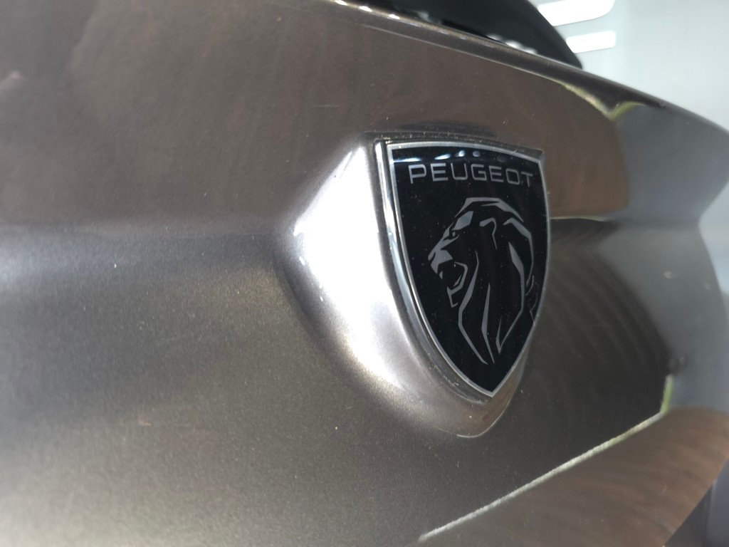 peugeot-308-sw-2022-diesel-1499cc
