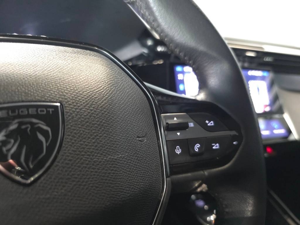 peugeot-308-sw-2022-diesel-1499cc
