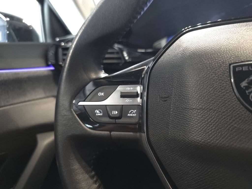 peugeot-308-sw-2022-diesel-1499cc