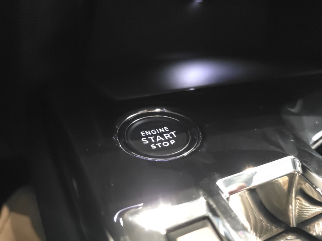 peugeot-308-sw-2022-diesel-1499cc