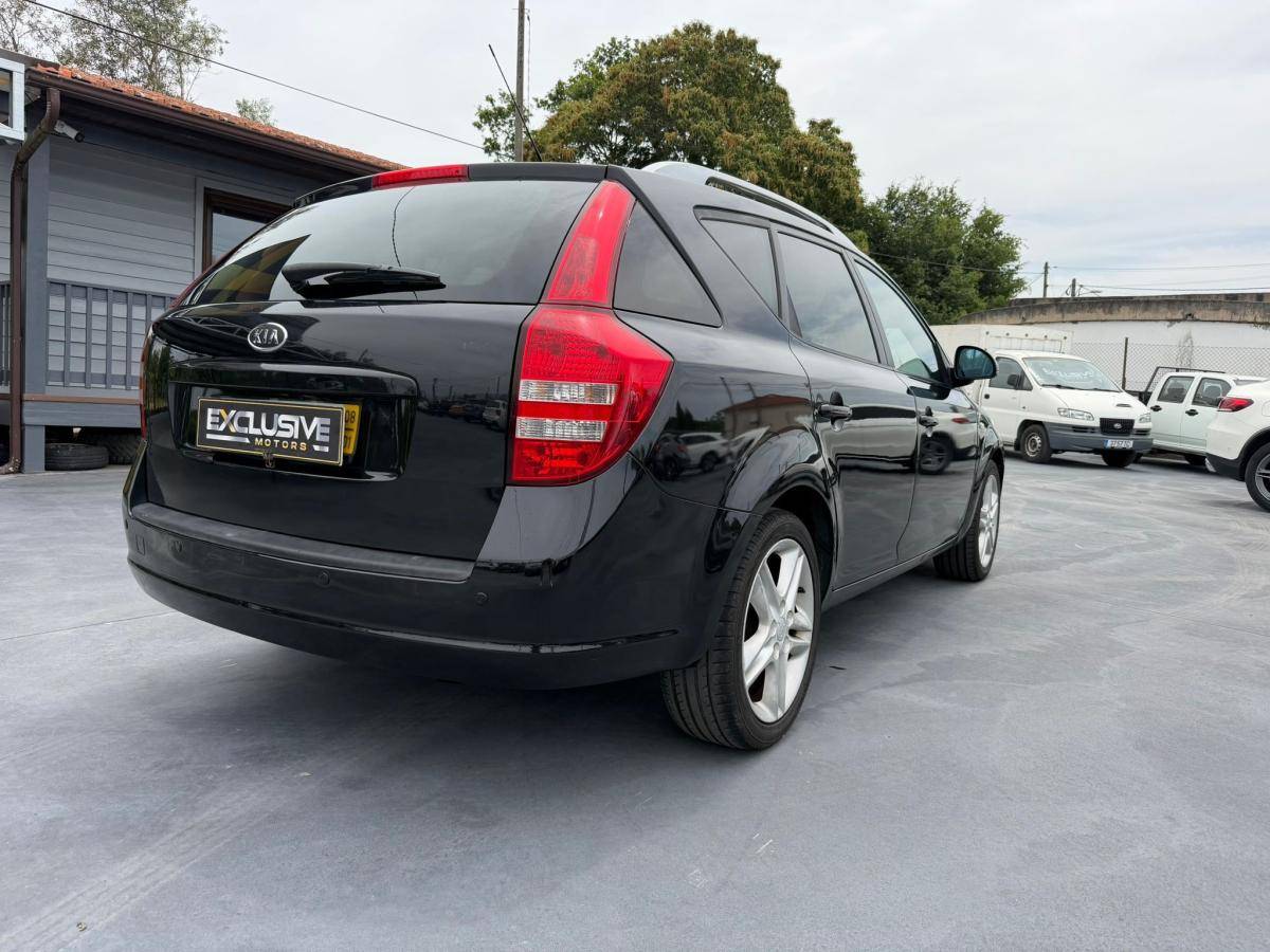 kia-ceed-sw-2008-diesel-1582cc